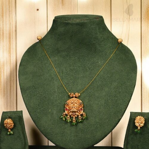 DEVI PENDANT INVISIBLE CHAIN-NE0095
